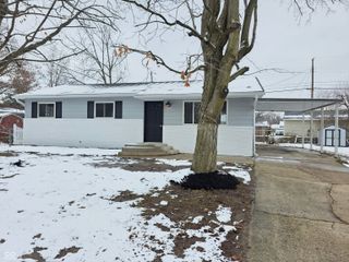 48 Eastridge Drive, Greenwood, IN 46143