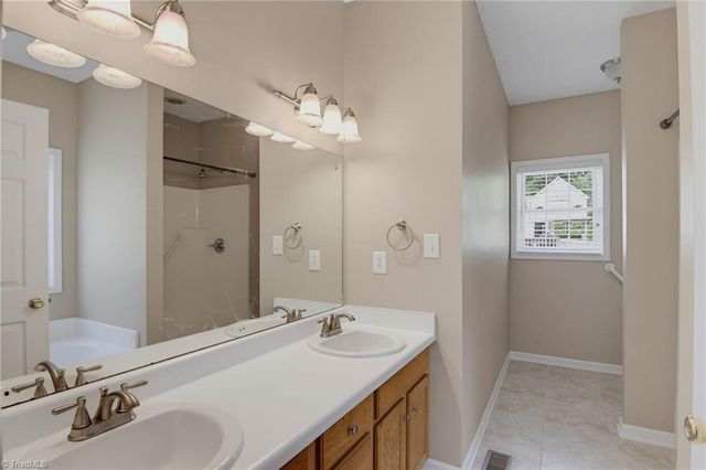 403 Clover Court, Eden, NC 27288