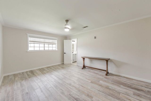 111 Timbalier Drive, Houma, LA 70363