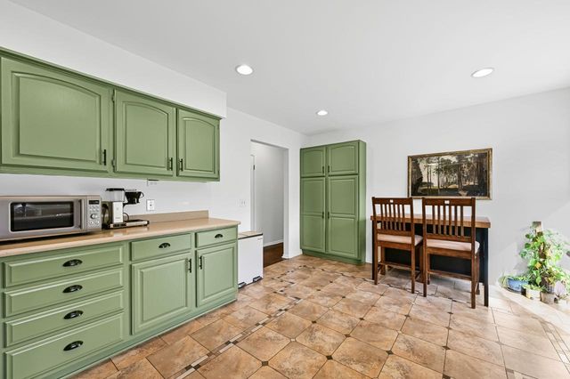 205 Island DRIVE, Madison, WI 53705