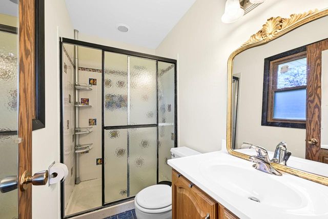 205 Island DRIVE, Madison, WI 53705