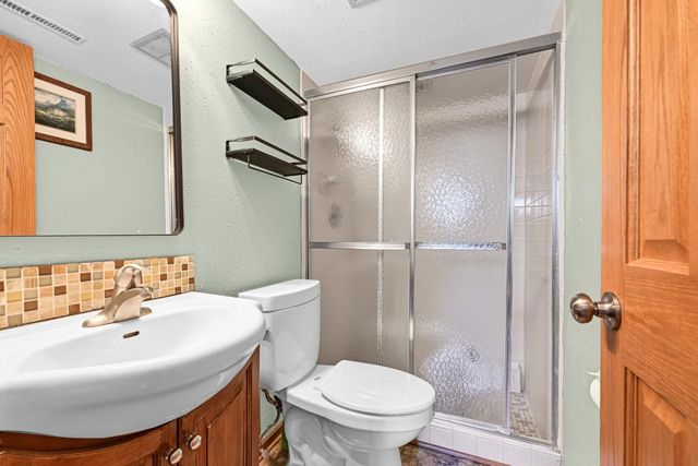 205 Island DRIVE, Madison, WI 53705