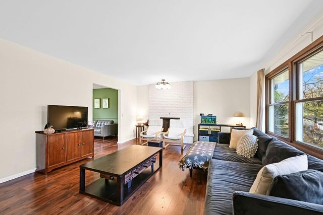 205 Island DRIVE, Madison, WI 53705