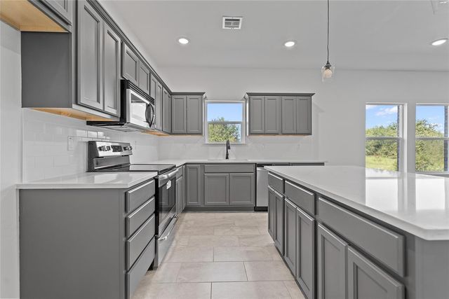 725 Indian Plains Road, Ardmore, OK 73401