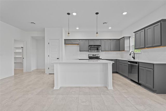 725 Indian Plains Road, Ardmore, OK 73401