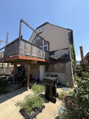 4256 N Meade Avenue, Chicago, IL 60634