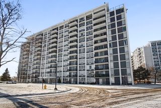 8801 W Golf Road 6E, Niles, IL 60714