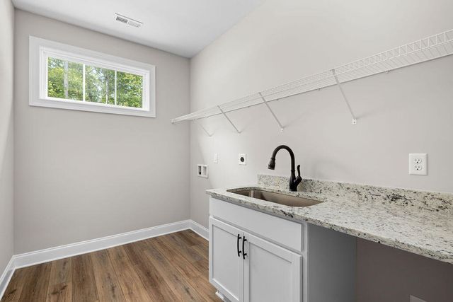 11589 Herons Haven Drive 91, Soddy Daisy, TN 37379