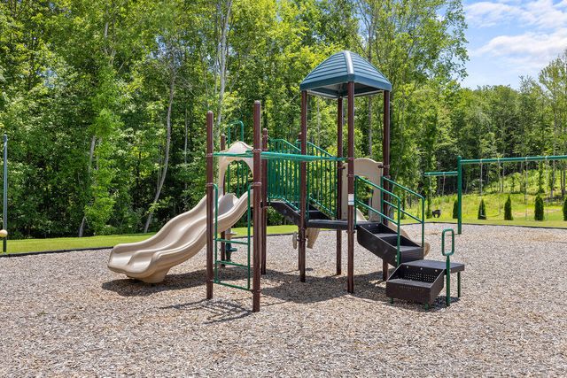 11589 Herons Haven Drive 91, Soddy Daisy, TN 37379