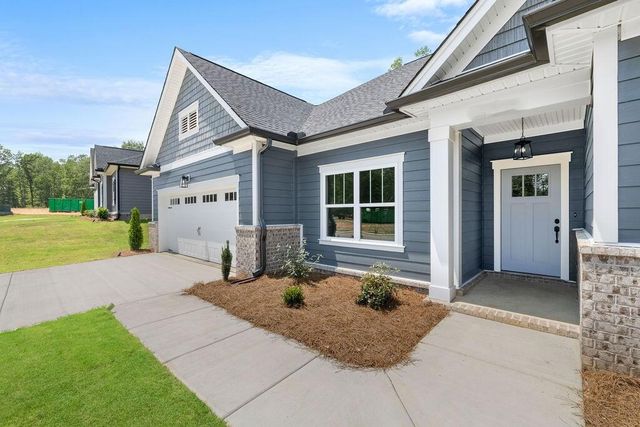 11589 Herons Haven Drive 91, Soddy Daisy, TN 37379