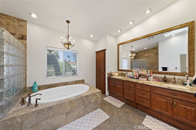 43780 Skyward Way, La Quinta, CA 92253