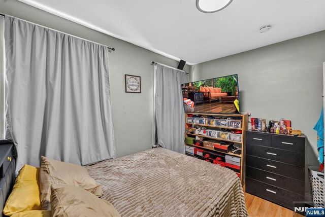 336 Trenton Avenue, Paterson, NJ 07503