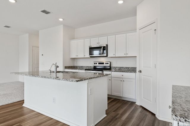 5535 RUE GIRARD, Converse, TX 78109