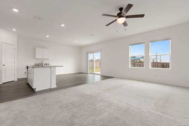 5535 RUE GIRARD, Converse, TX 78109