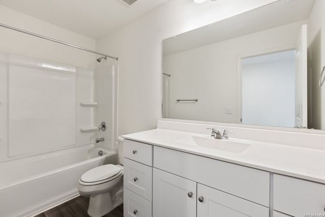 5535 RUE GIRARD, Converse, TX 78109
