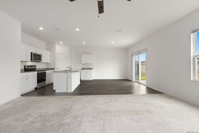 5535 RUE GIRARD, Converse, TX 78109