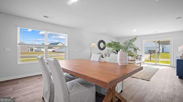 4 Oak Way, Port Wentworth, GA 31407