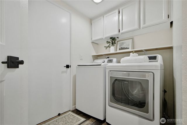 25733 SE 39th Street, Sammamish, WA 98029