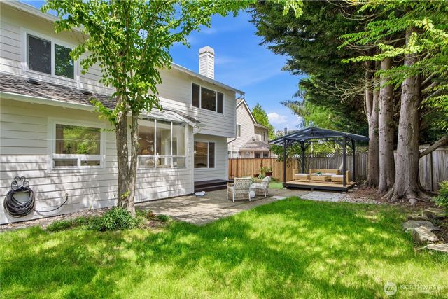 25733 SE 39th Street, Sammamish, WA 98029