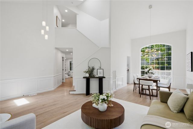 25733 SE 39th Street, Sammamish, WA 98029