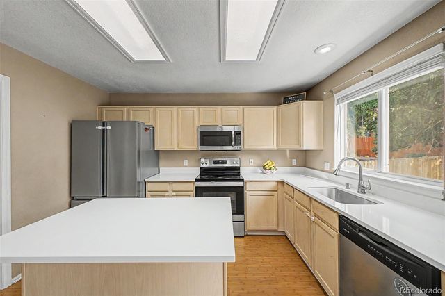 19584 E Ithaca Place, Aurora, CO 80013