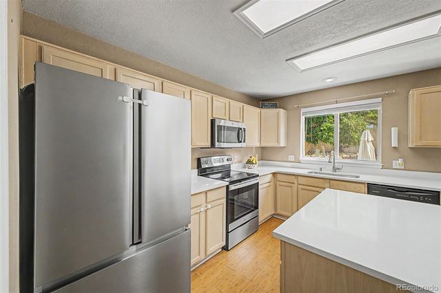 19584 E Ithaca Place, Aurora, CO 80013
