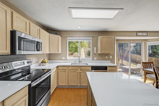 19584 E Ithaca Place, Aurora, CO 80013