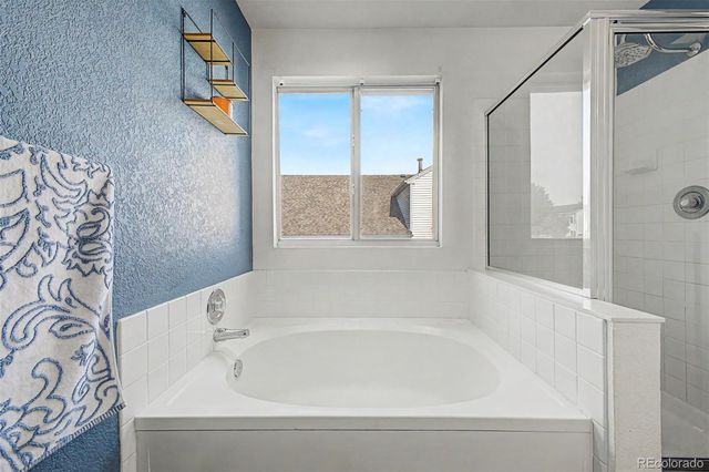 19584 E Ithaca Place, Aurora, CO 80013