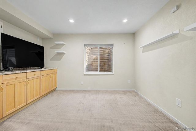 19584 E Ithaca Place, Aurora, CO 80013