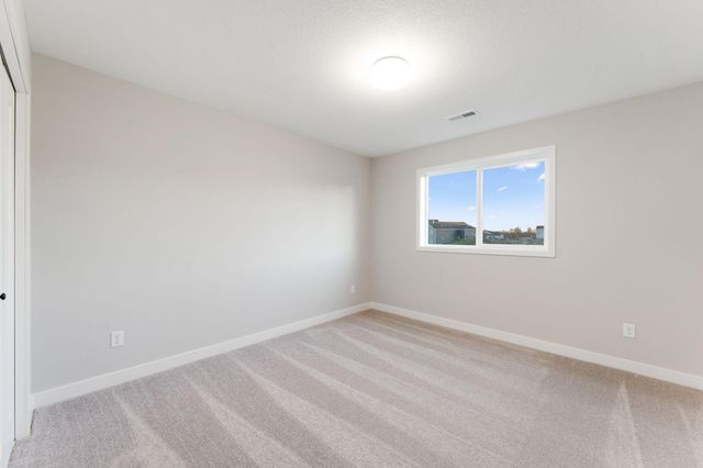 7460 171st Lane NW, Ramsey, MN 55303