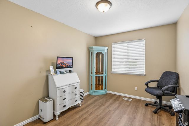 2464 E AUTUMN DR, Eagle Mountain, UT 84005