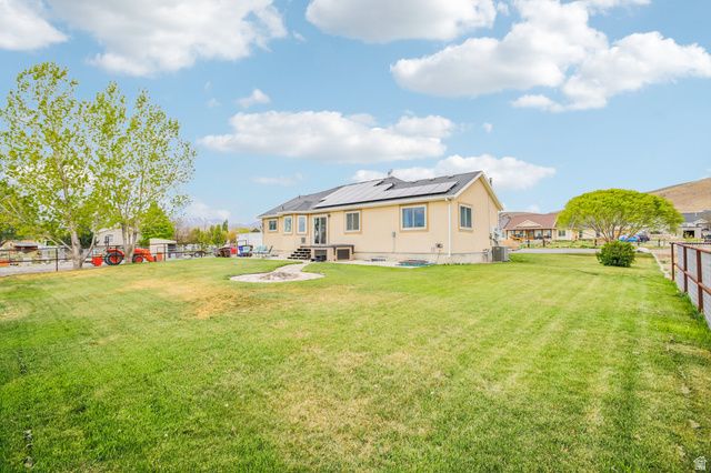 2464 E AUTUMN DR, Eagle Mountain, UT 84005