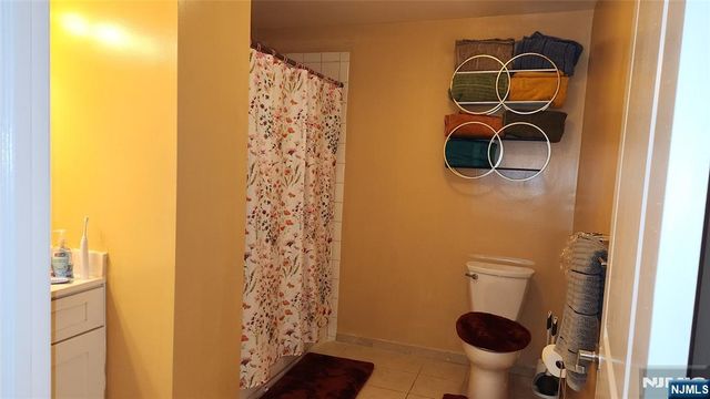 81 High Street, Orange, NJ 07050