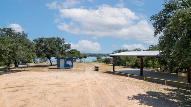 817 Ridgeway, Tow, TX 78672