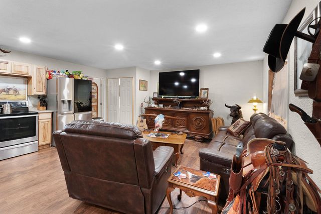 817 Ridgeway, Tow, TX 78672