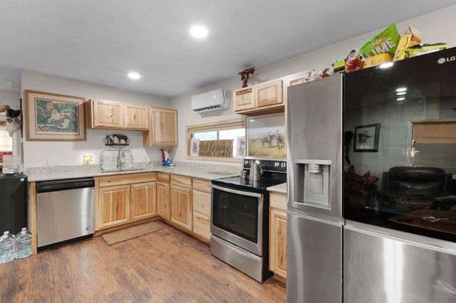 817 Ridgeway, Tow, TX 78672