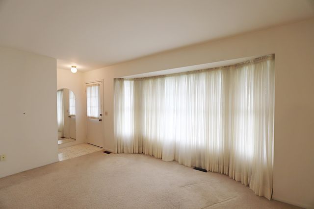6096 King Arthur Drive, Mundy Twp, MI 48473