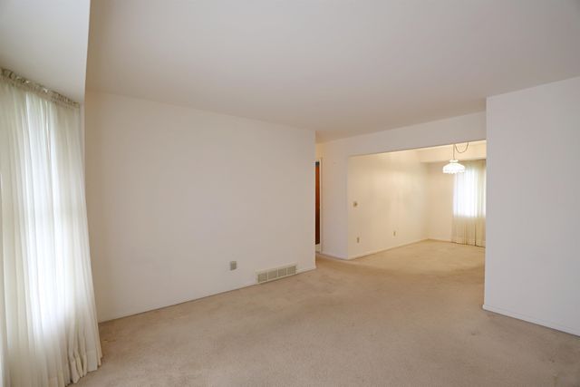 6096 King Arthur Drive, Mundy Twp, MI 48473
