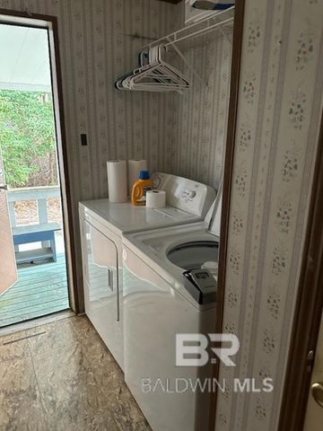 1119 Torres Lane, Lillian, AL 36549