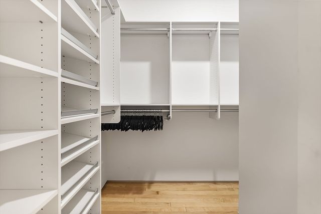 618 East 2nd St 2, Boston, MA 02127