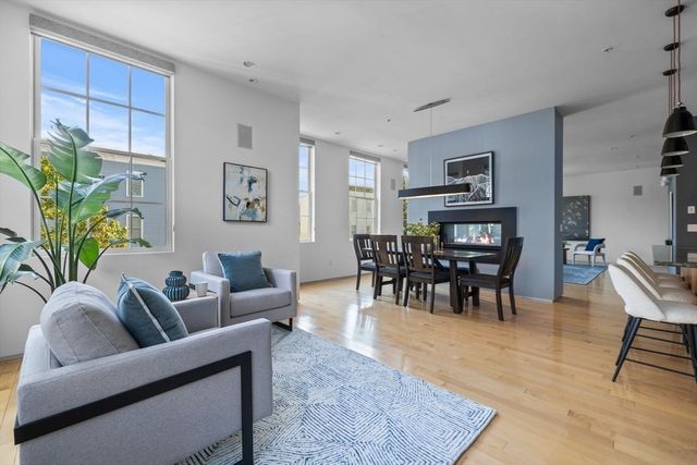 618 East 2nd St 2, Boston, MA 02127