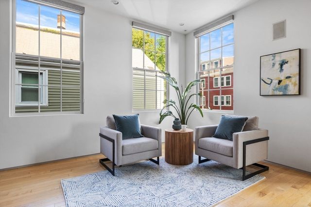 618 East 2nd St 2, Boston, MA 02127