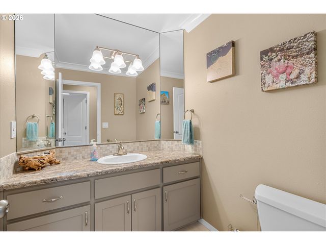 13328 Se JORDAN Ct, Happy Valley, OR 97086