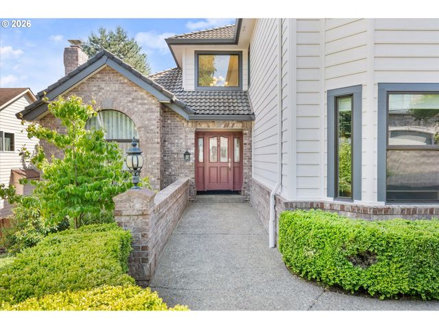 13328 Se JORDAN Ct, Happy Valley, OR 97086