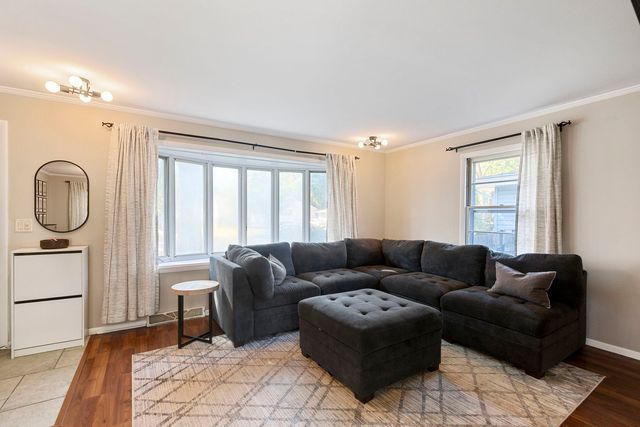 324 Alma Terrace, Cary, IL 60013