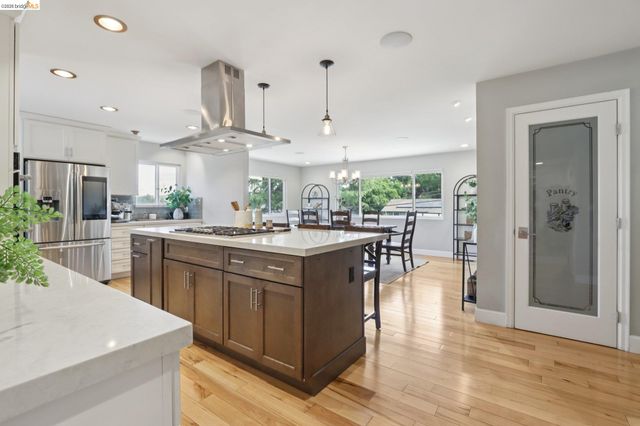 3744 Northridge Dr, Concord, CA 94518