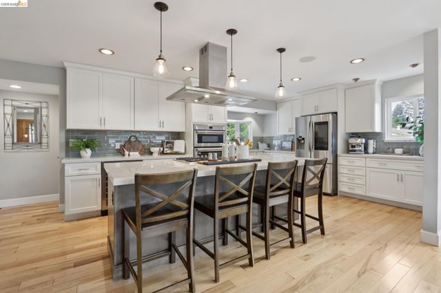 3744 Northridge Dr, Concord, CA 94518