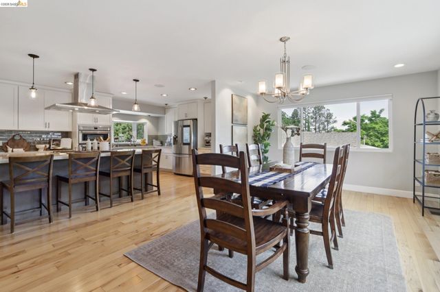 3744 Northridge Dr, Concord, CA 94518