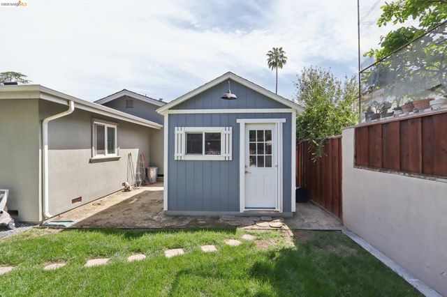 3744 Northridge Dr, Concord, CA 94518