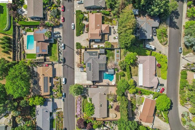 3744 Northridge Dr, Concord, CA 94518